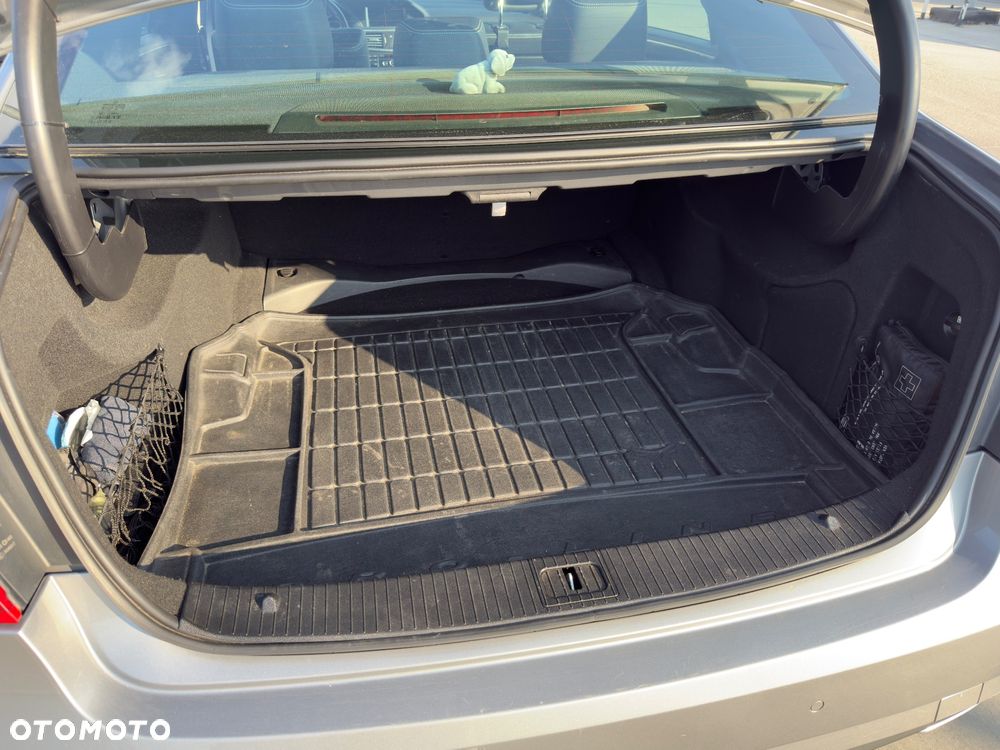 Mercedes-Benz Klasa E 220 BlueTEC 7G-TRONIC Avantgarde - 9