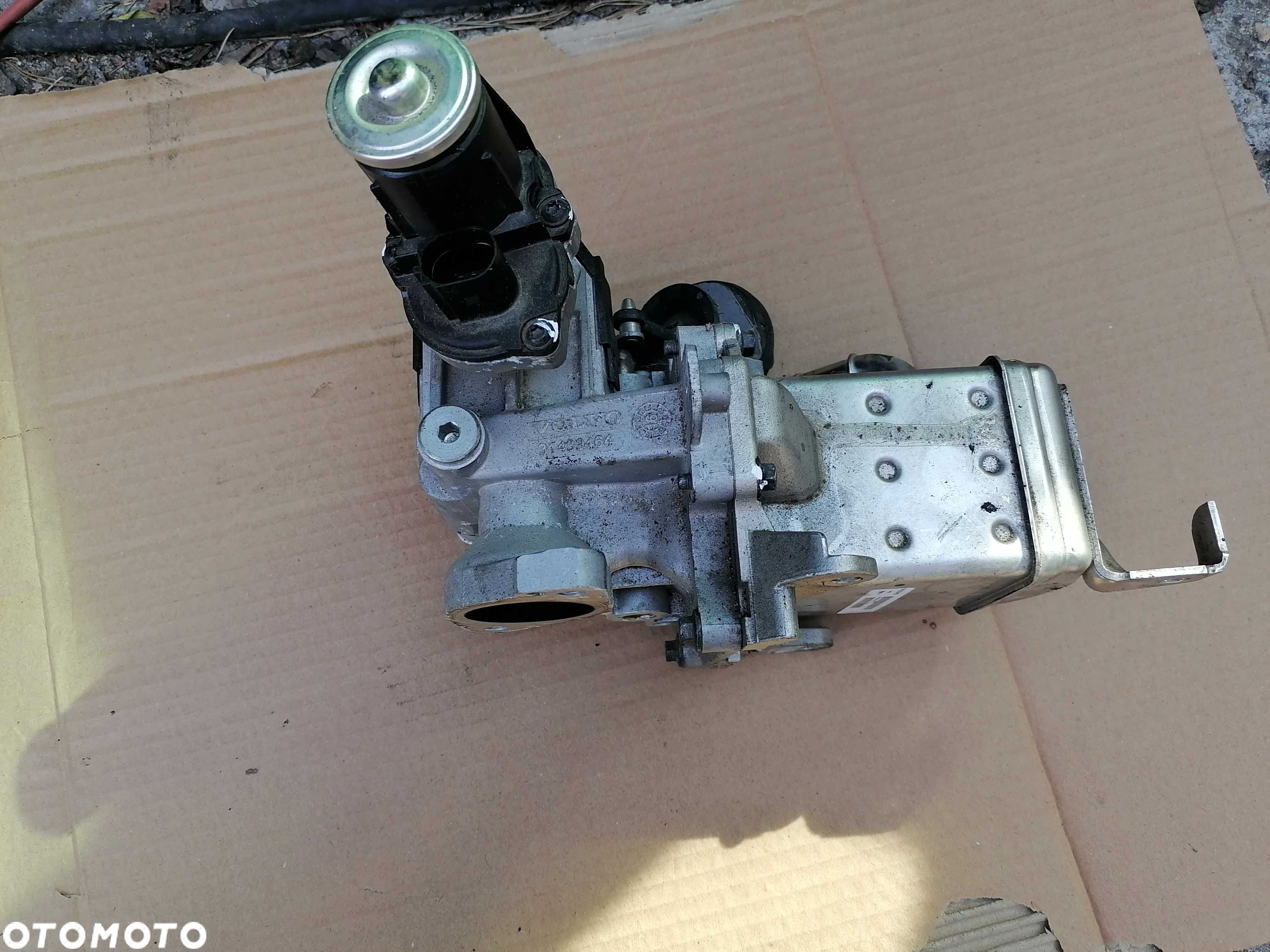 zawór egr volvo v40 II 2.0 D2 - 3