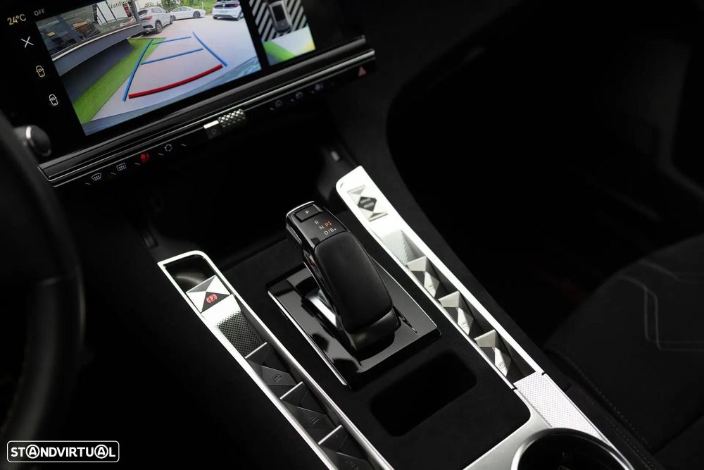 DS DS7 Crossback E-Tense Performance Line EAT8 - 10