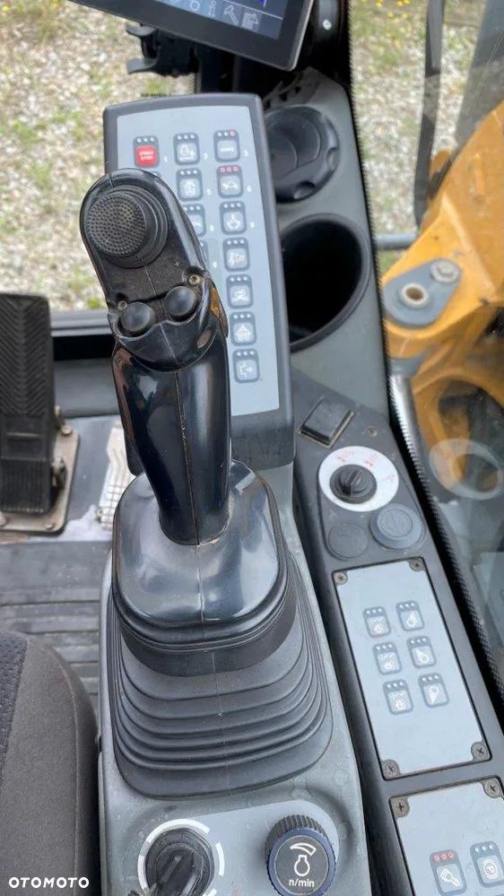 Liebherr A 910 Compact - 10