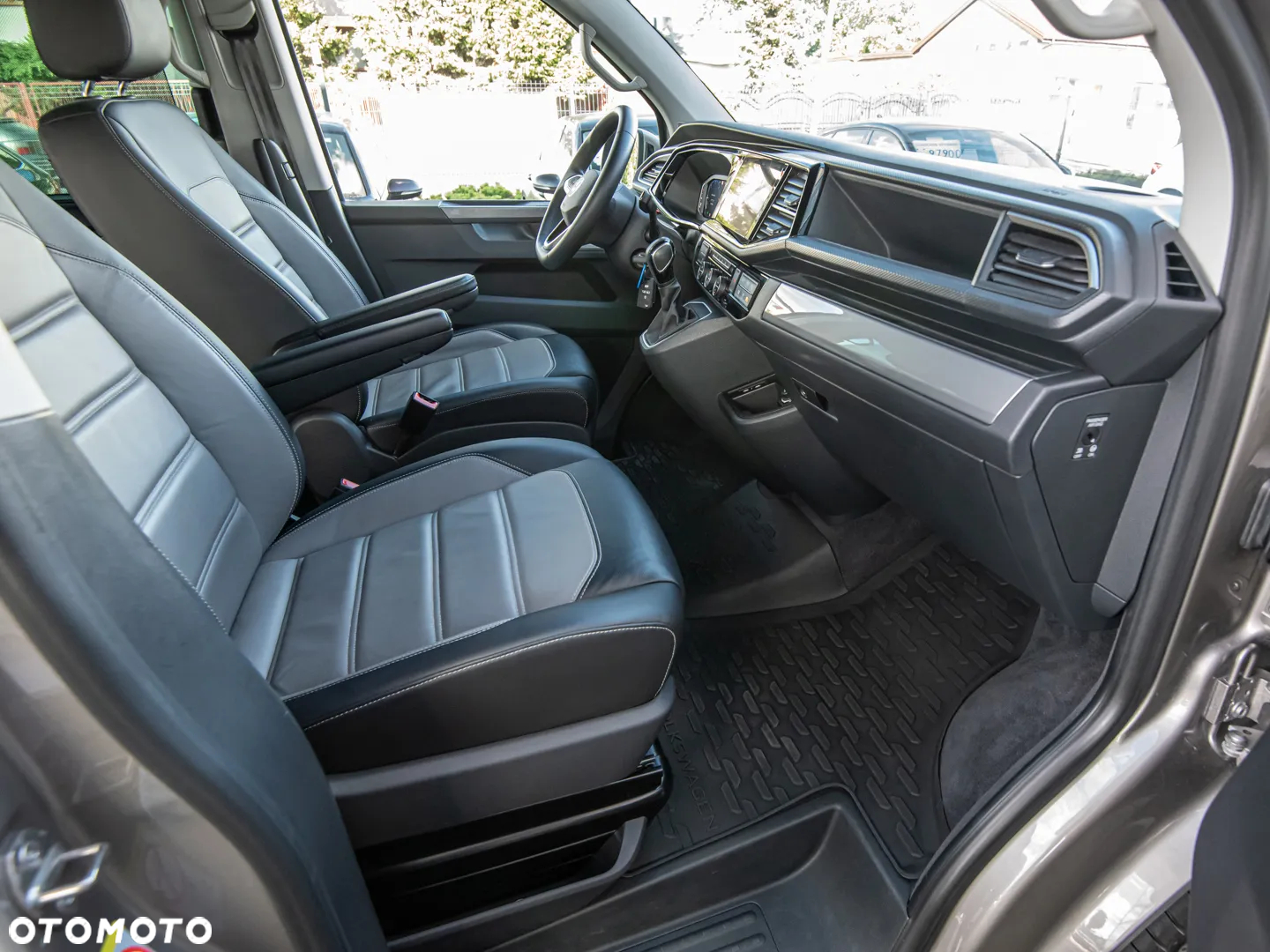 Volkswagen Multivan 6.1 2.0 TDI L1 Highline 4Motion DSG - 8