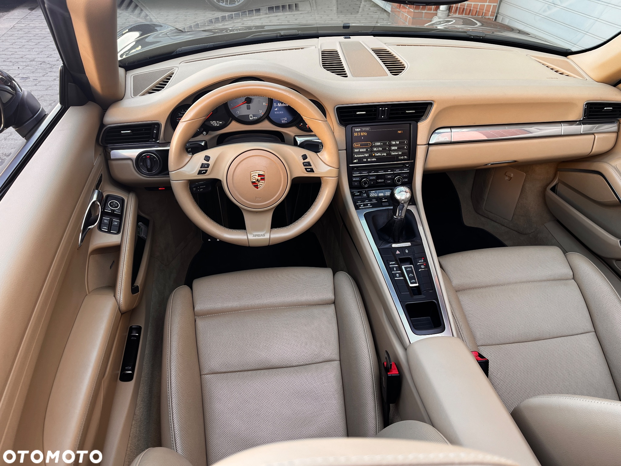 Porsche 911 Carrera S Cabrio - 25