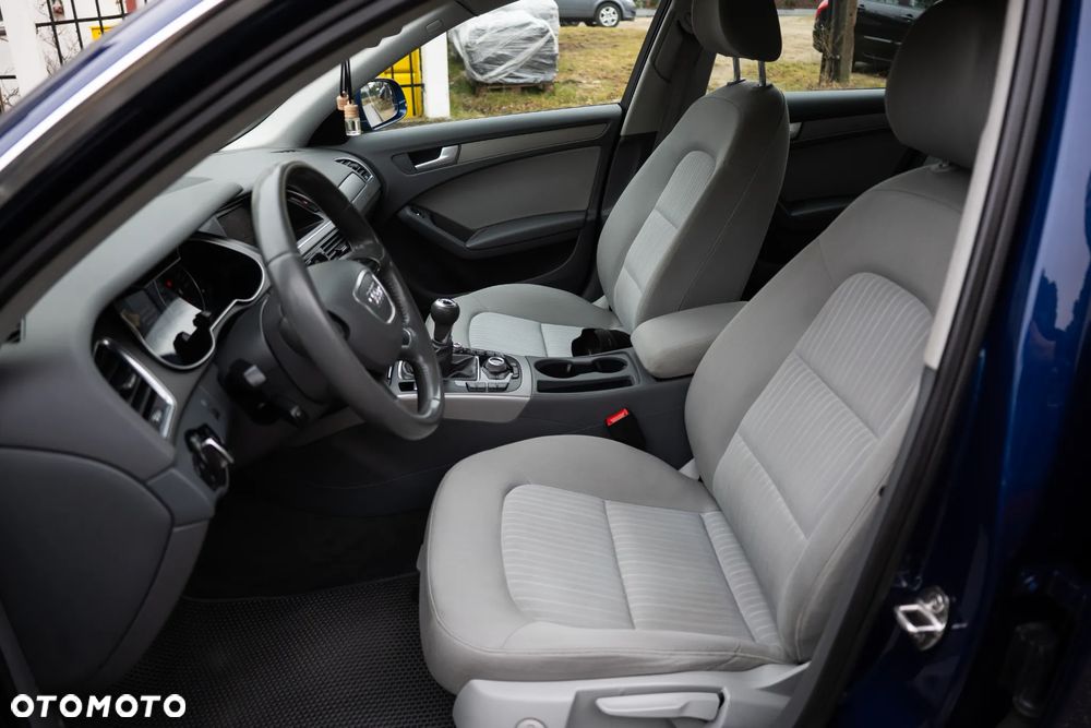 Audi A4 Limousine 2.0 TDI DPF Ambition - 12