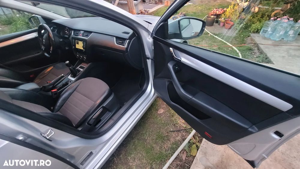 Skoda Octavia 1.4 TSI Ambition - 24