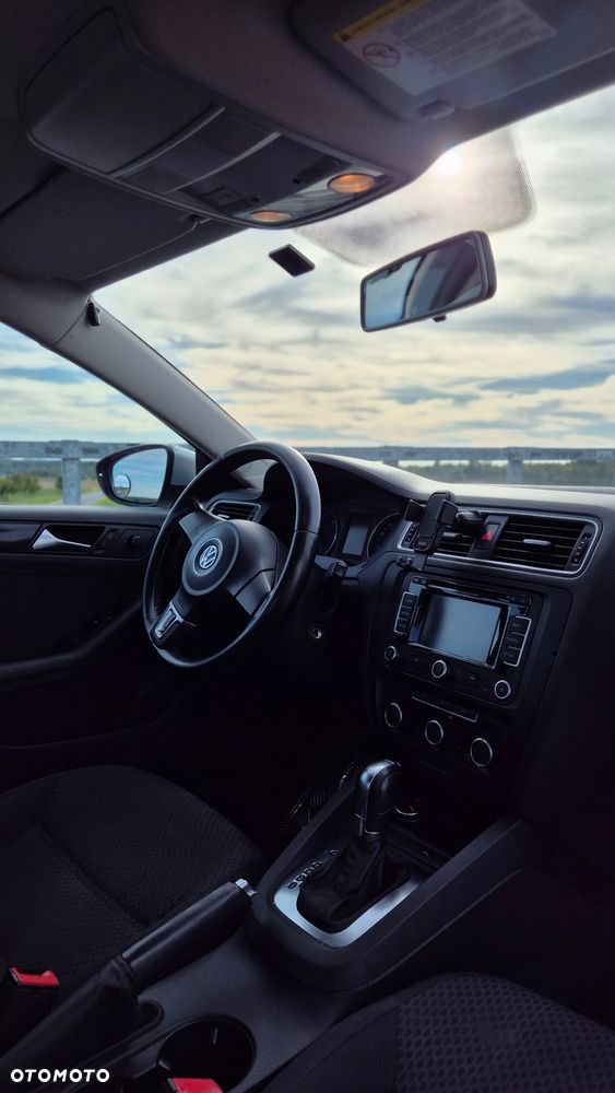 Volkswagen Jetta 1.6 TDI DPF Comfortline DSG - 15