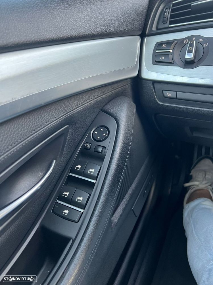 BMW 535 d Auto - 33
