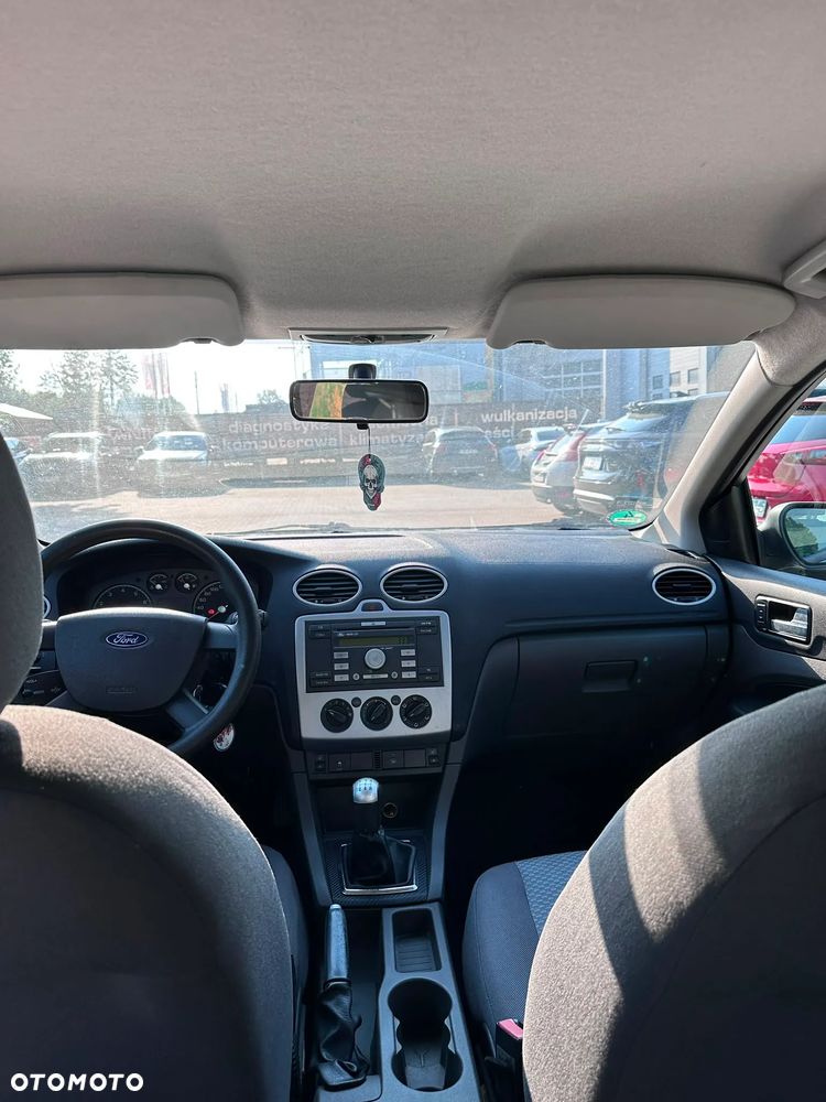 Ford Focus - 14