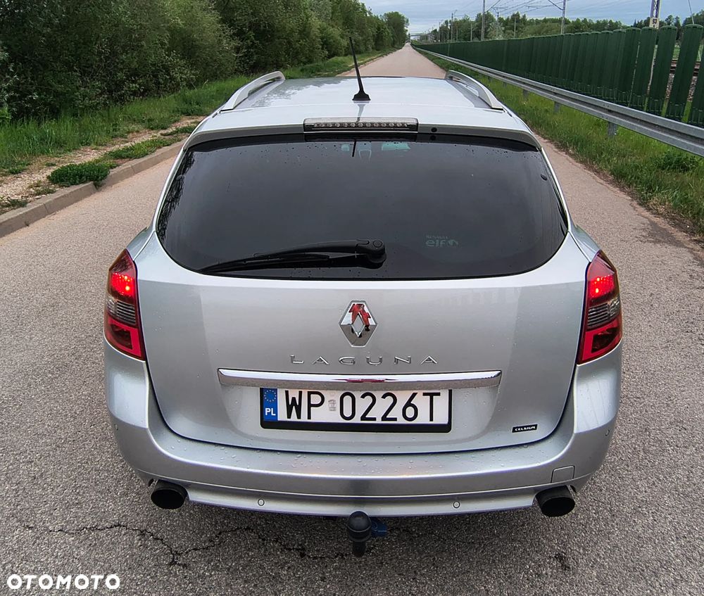 Renault Laguna 2.0 dCi FAP GT - 8