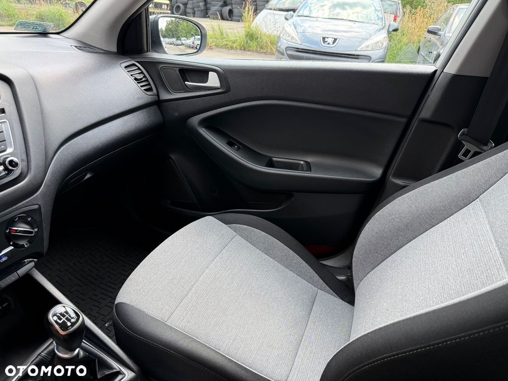 Hyundai i20 1.1 CRDi BlueDrive Comfort - 4