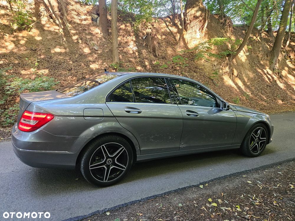 Mercedes-Benz Klasa C - 25