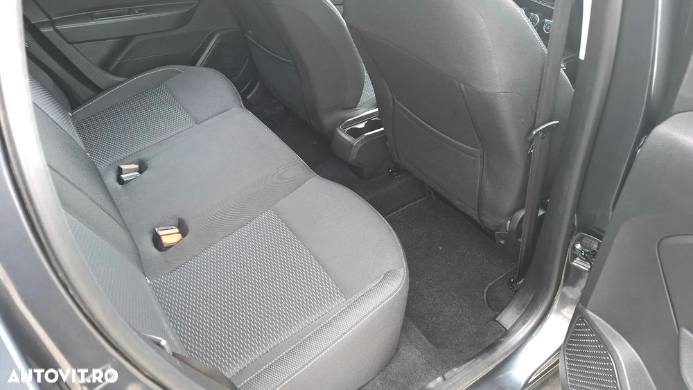 Dacia Duster 1.6 SCe Comfort - 4