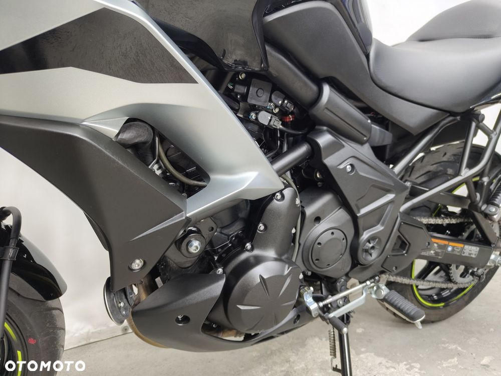 Kawasaki Versys 650 - 20