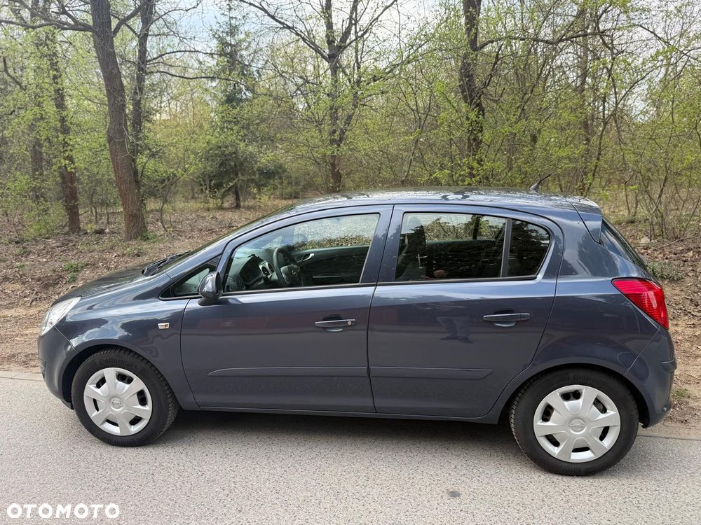 Opel Corsa - 2