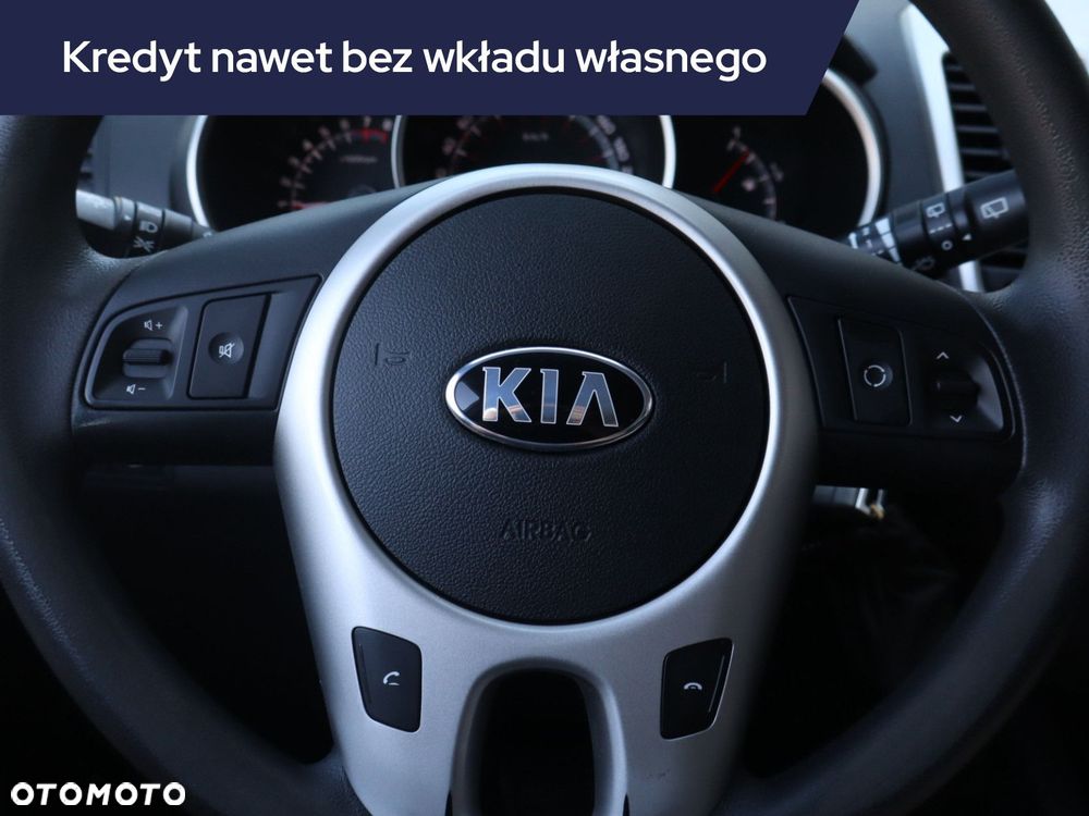 Kia Venga - 19