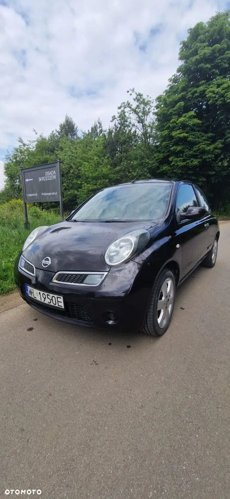 Nissan Micra - 1