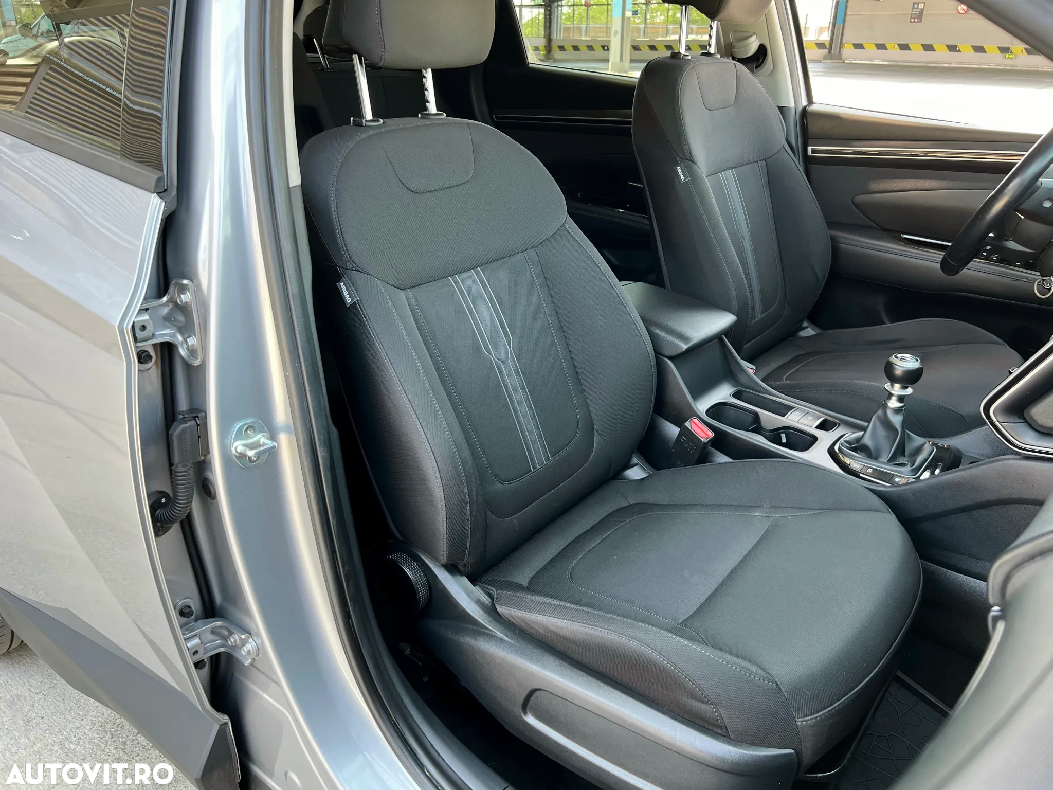 Hyundai Tucson 1.6 l 150 CP 4WD 6MT Style+ - 10