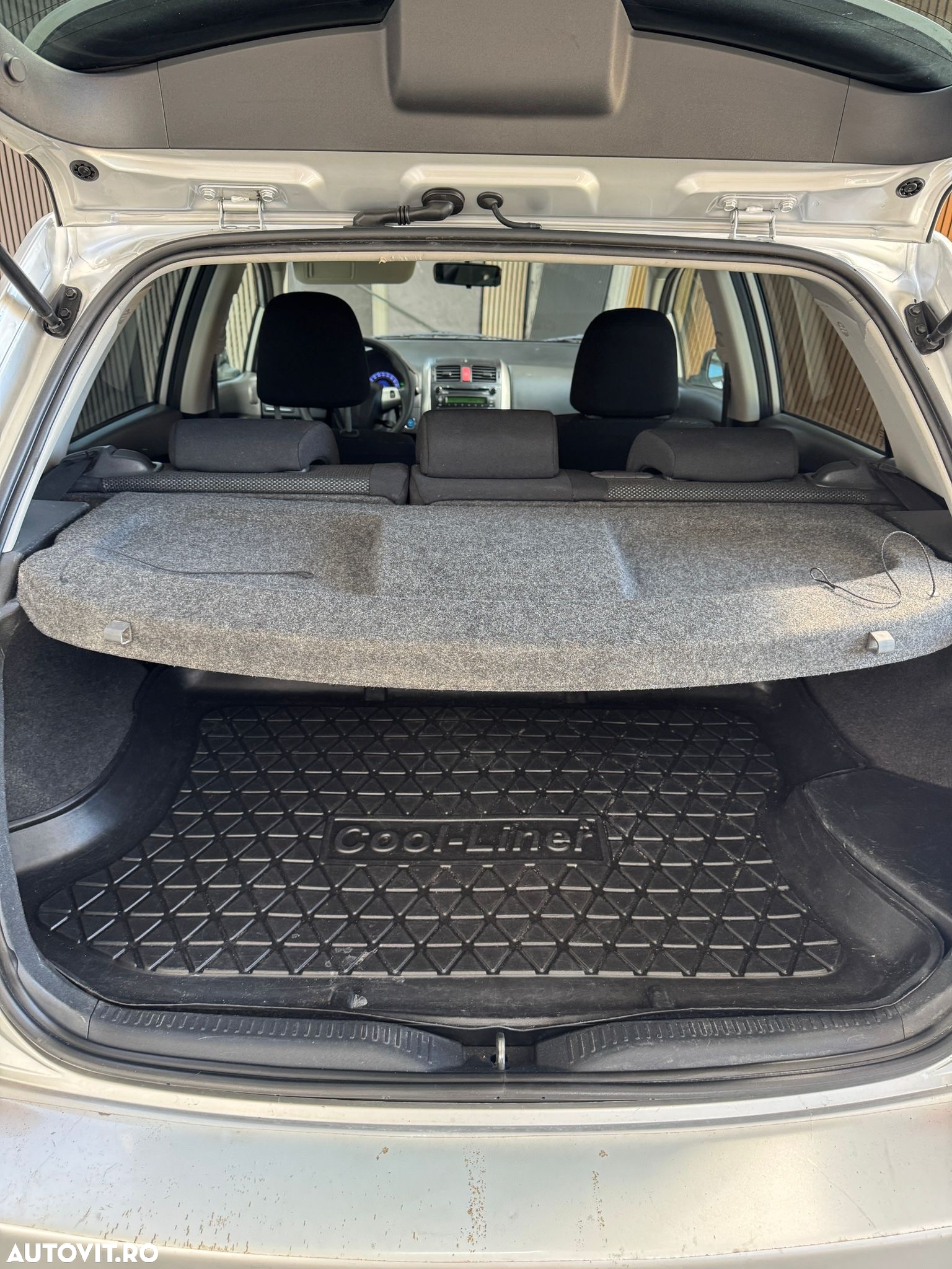 Toyota Auris 1.8 L VVT-i Hybrid Luna - 12