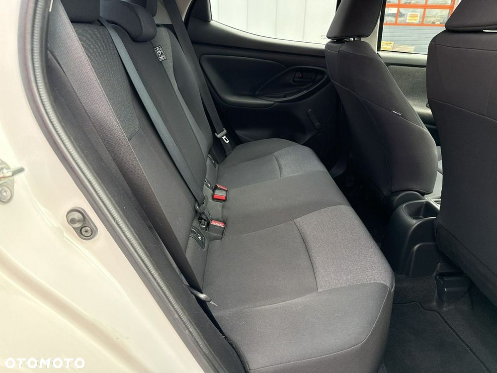 Toyota Yaris 1.0 Active - 17