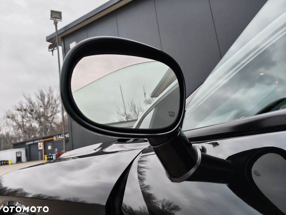 Dodge Challenger - 35