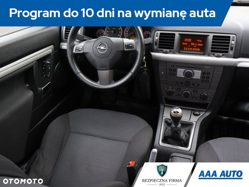 Opel Vectra - 8
