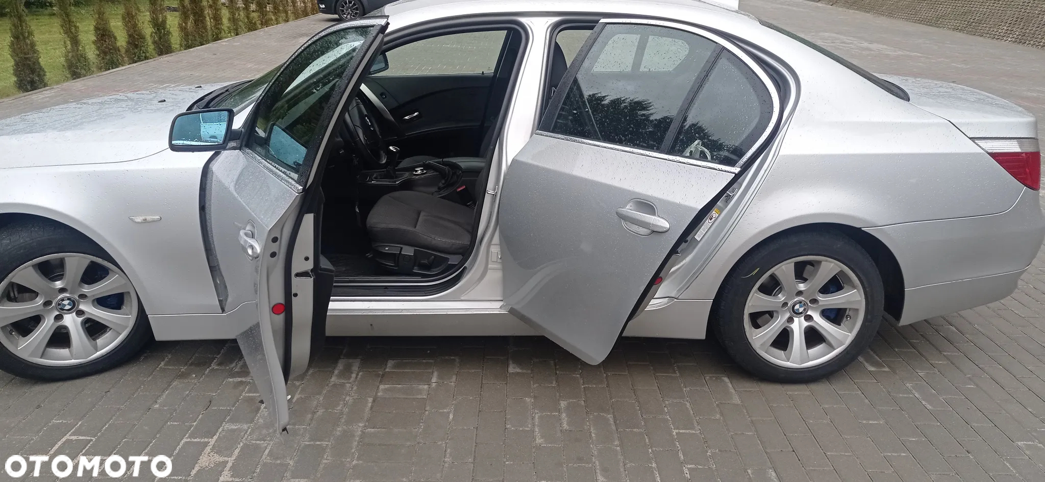 BMW Seria 5 520i - 6