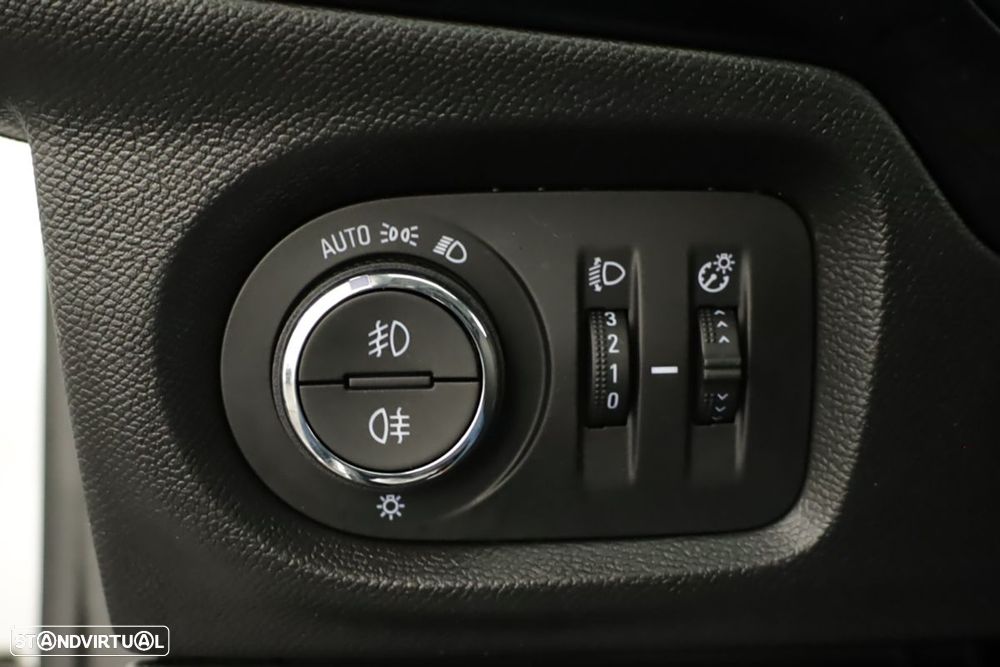 Opel Corsa 1.2 T Edition - 18