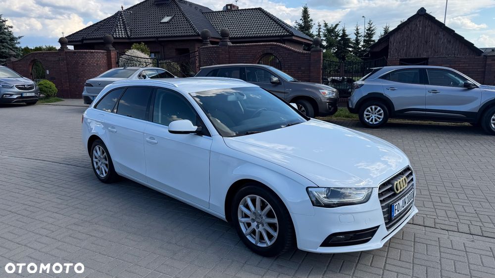 Audi A4 Avant 2.0 TDI DPF clean diesel Ambiente - 4