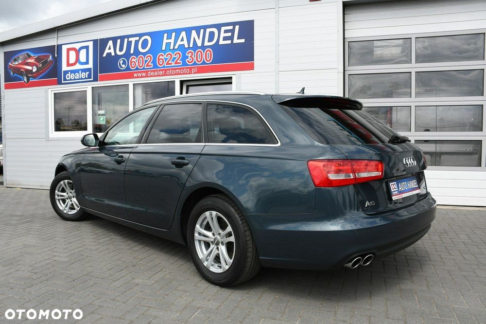 Audi A6 Avant - 16
