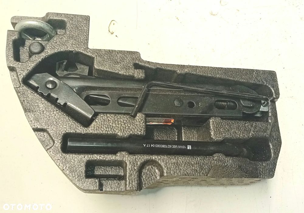 Lewarek klucz zestaw styropian Opel Corsa E - 2