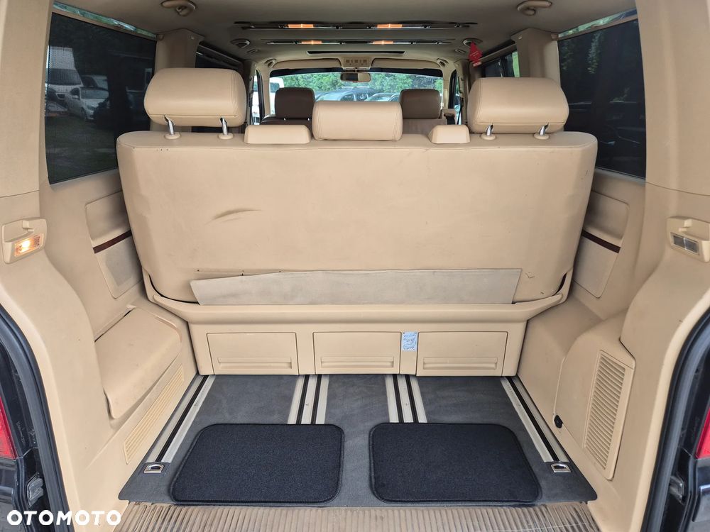 Volkswagen Transporter Multivan Highline - 22