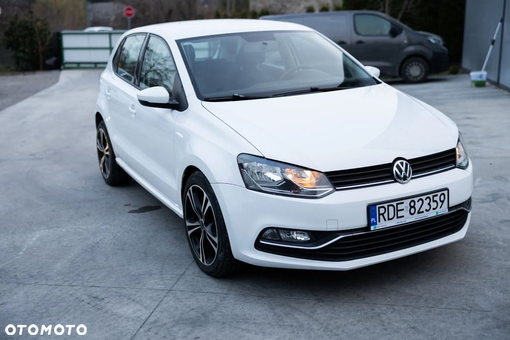 Volkswagen Polo - 1