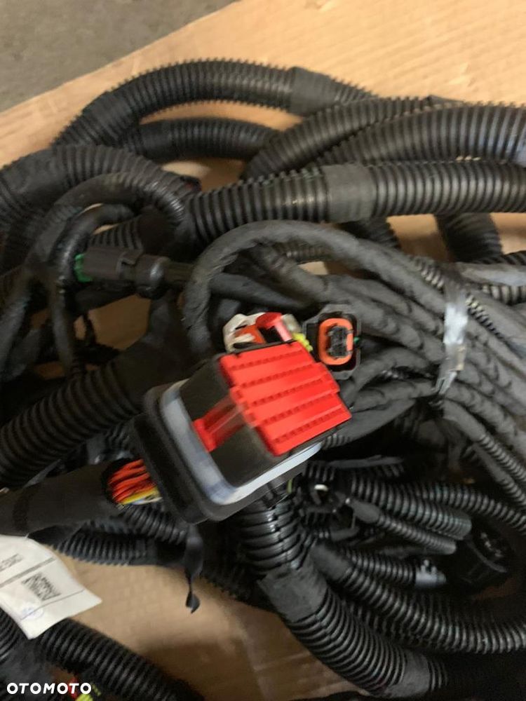 Wiązka instalacja elektryczna silnika IVECO DAILY 2019  5802290202 Nowa. - 3