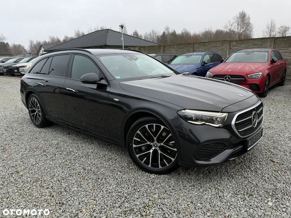 Mercedes-Benz Klasa E 300 de 4-Matic Avantgarde - 21