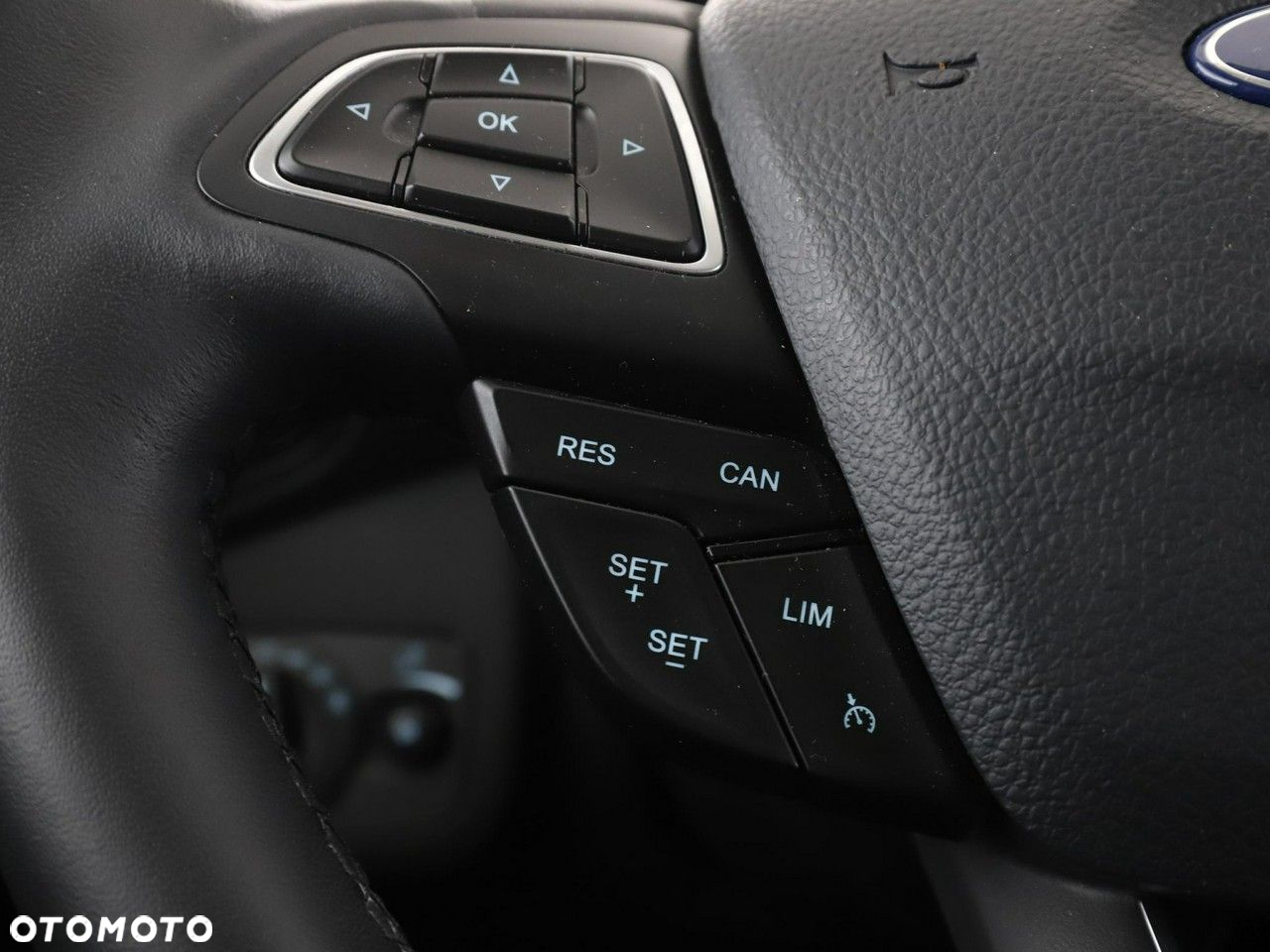 Ford Kuga 1.5 EcoBoost 2x4 Cool & Connect - 30