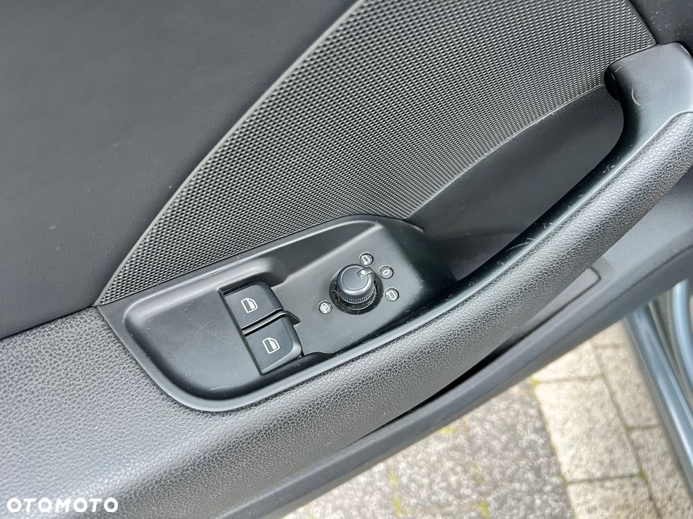 Audi A3 3-drzwiowe 2.0 TDI (clean diesel) S tronic Attraction - 18