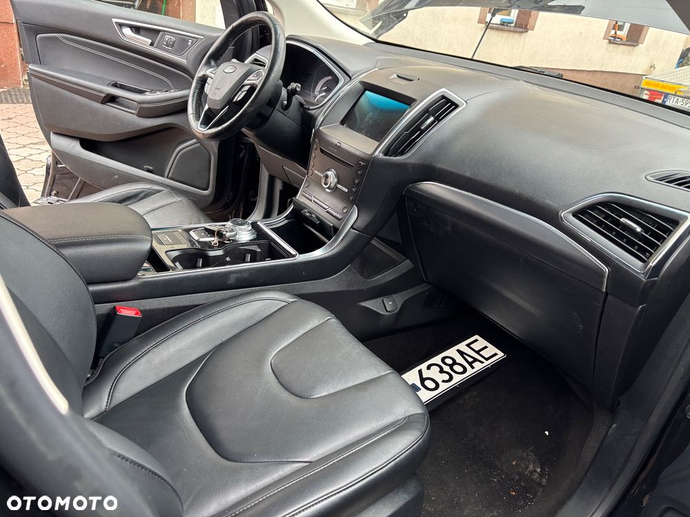 Ford Kuga 2.0 EcoBoost 4x4 Titanium - 2