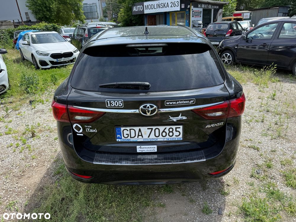 Toyota Avensis 1.8 Premium - 5