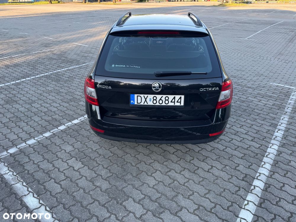 Skoda Octavia 2.0 TDI Ambition DSG - 10