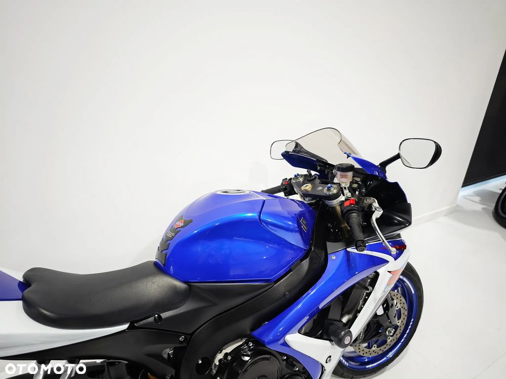 Suzuki GSX-R - 13