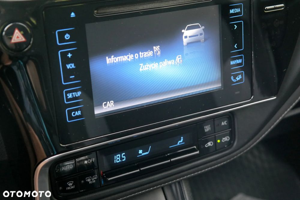 Toyota Auris 1.6 Premium - 15