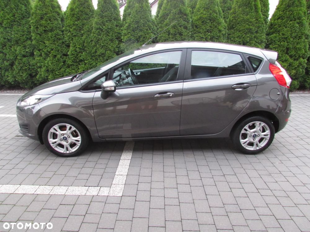 Ford Fiesta 1.0 EcoBoost S&S TITANIUM - 8