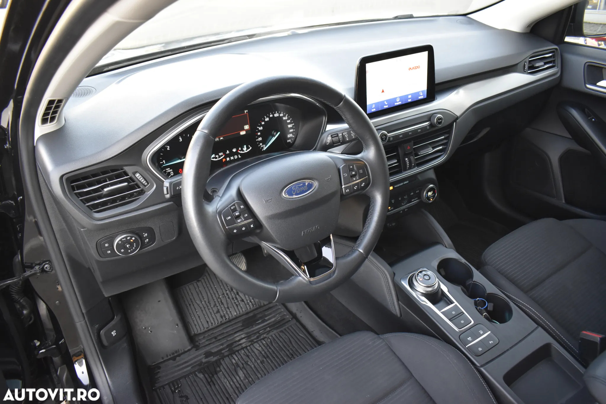 Ford Focus 2.0 EcoBlue Titanium - 13