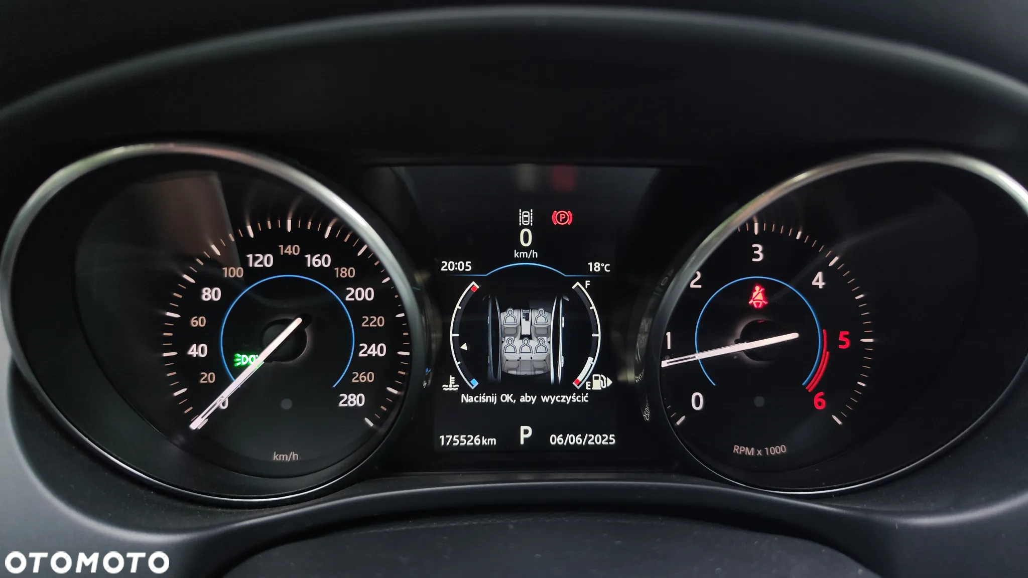 Jaguar XE 20d AWD R-Sport - 27