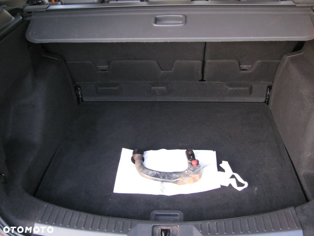 Ford Kuga 2.0 TDCi 2x4 Titanium - 31