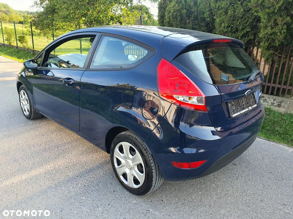 Ford Fiesta 1.25 Trend Edition - 6