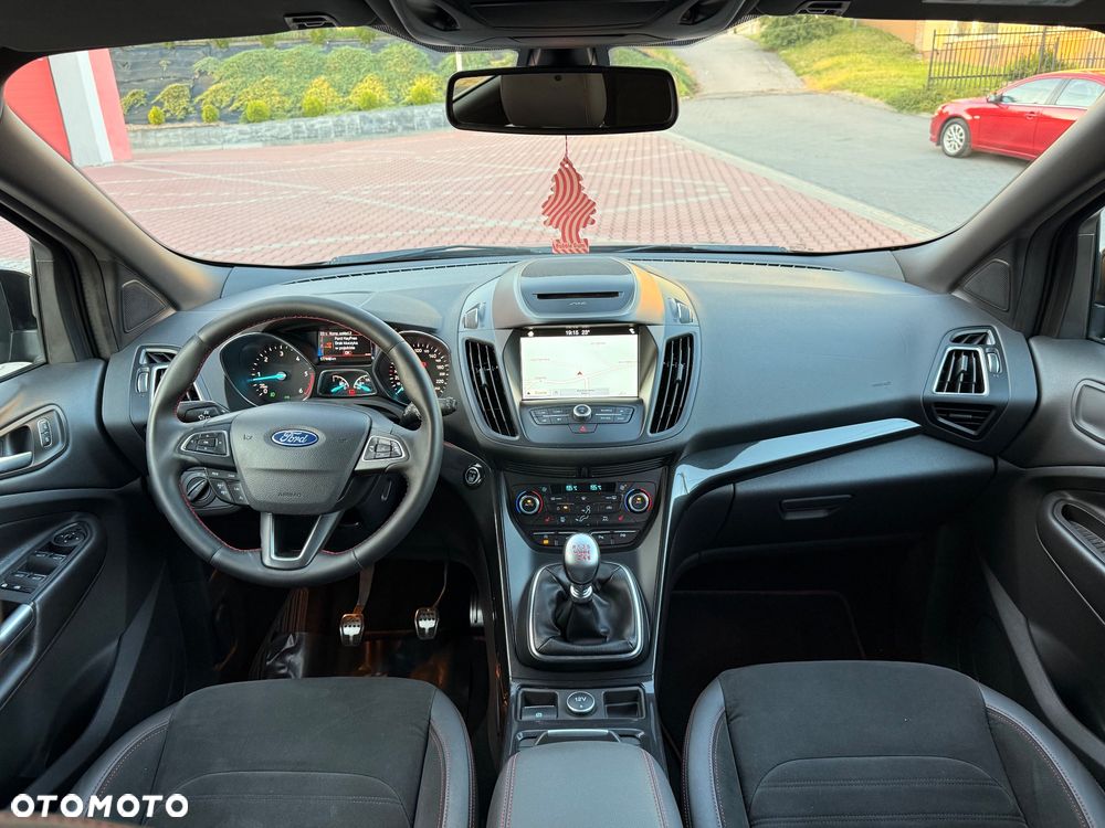 Ford Kuga 2.0 TDCi FWD ST-Line - 21