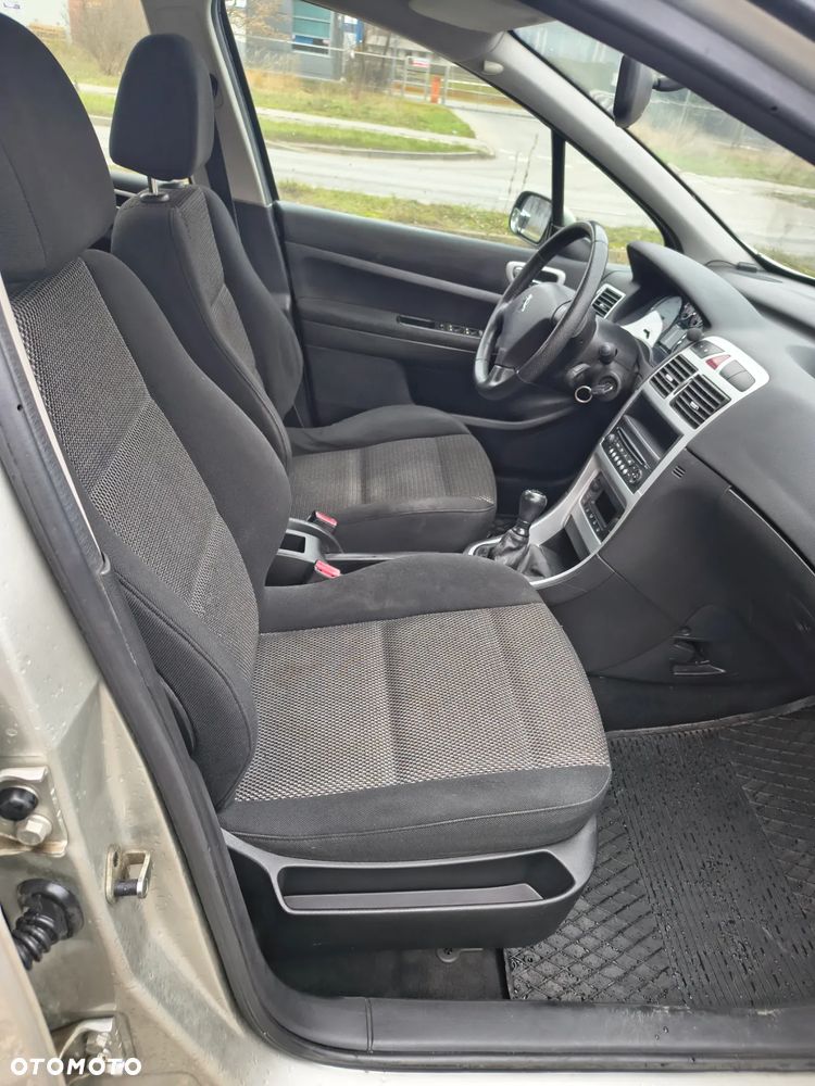 Peugeot 307 - 9