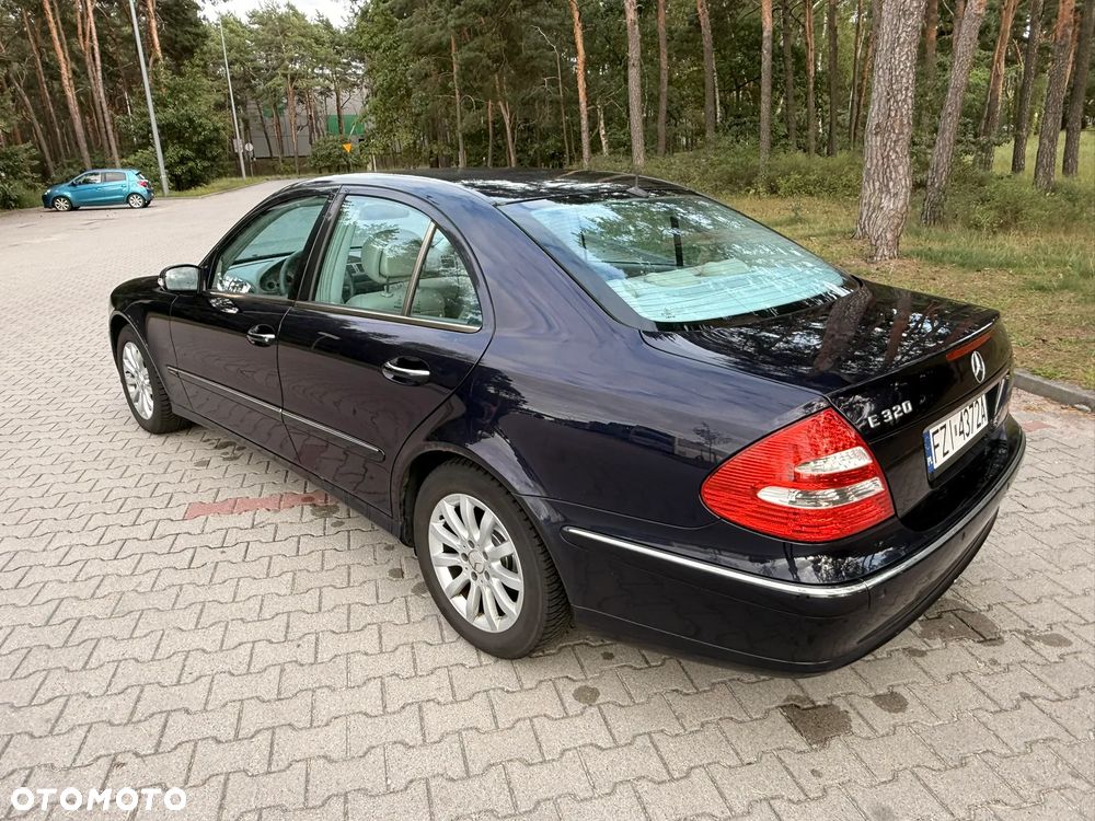 Mercedes-Benz Klasa E 320 Avantgarde - 8