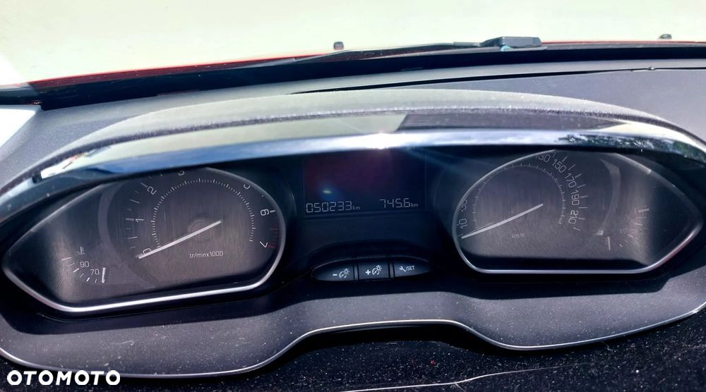 Peugeot 2008 1.2 Pure Tech Active - 2
