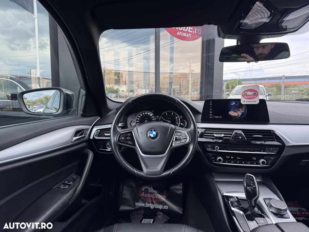 BMW Seria 5 520d AT - 8